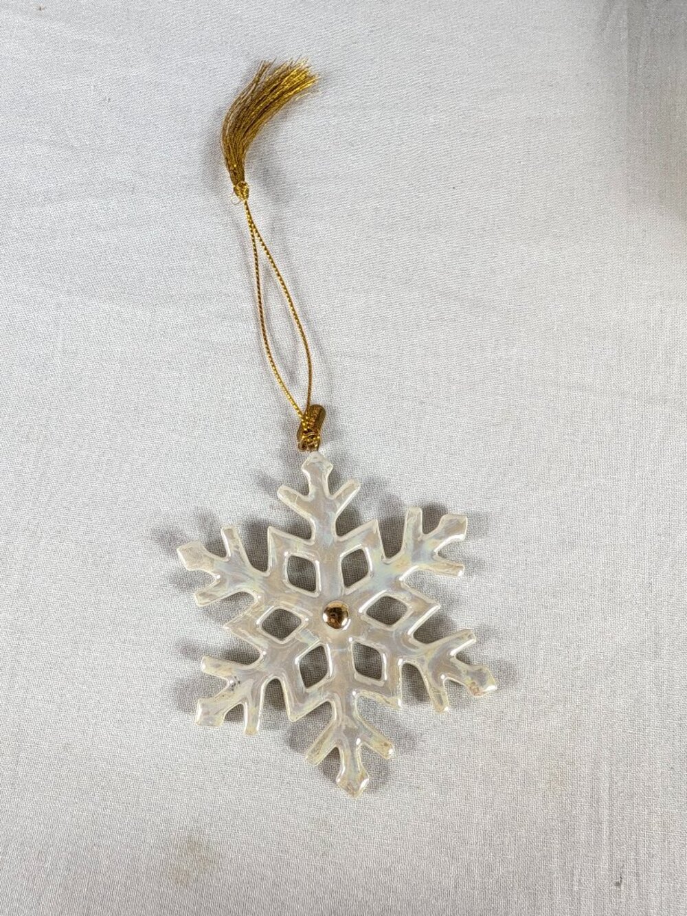 Lenox Winter Splendor Iridescent Snowflake Ornament Ivory w/ Box White Christmas
